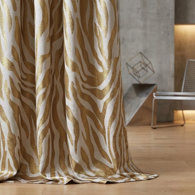 Stylish, Budget-Friendly Custom Drapes for Your Home Stylish, Budget-Friendly Custom Drapes for Your Home
