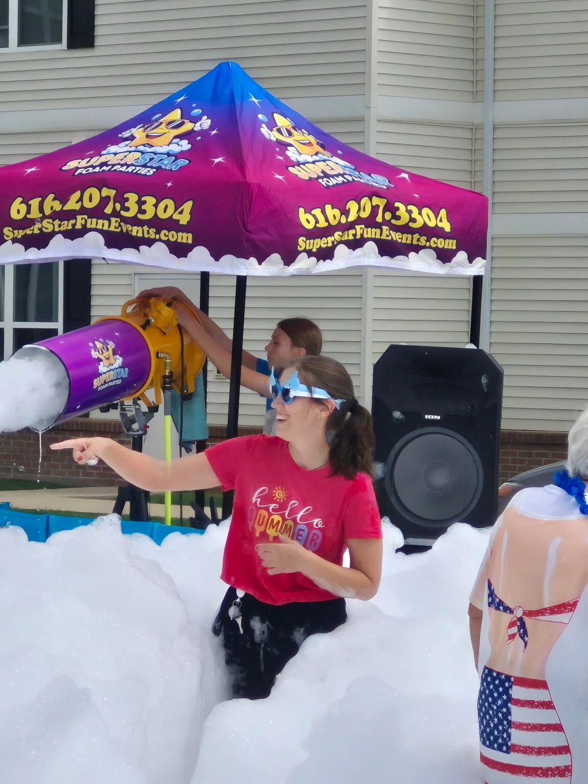 Unforgettable Foam Party Entertainment in Michigan Unforgettable Foam Party Entertainment in Michigan
