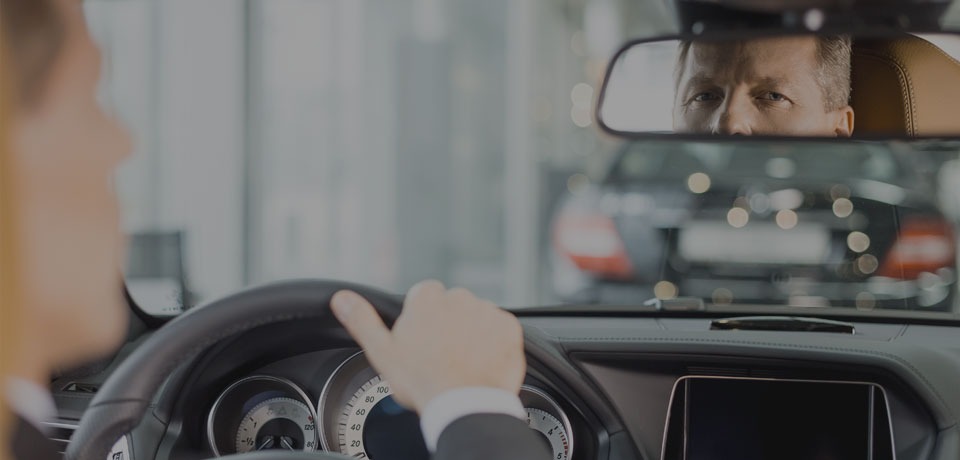 Create a memorable birthday with a premium limo ride in Dubai Create a memorable birthday with a premium limo ride in Dubai