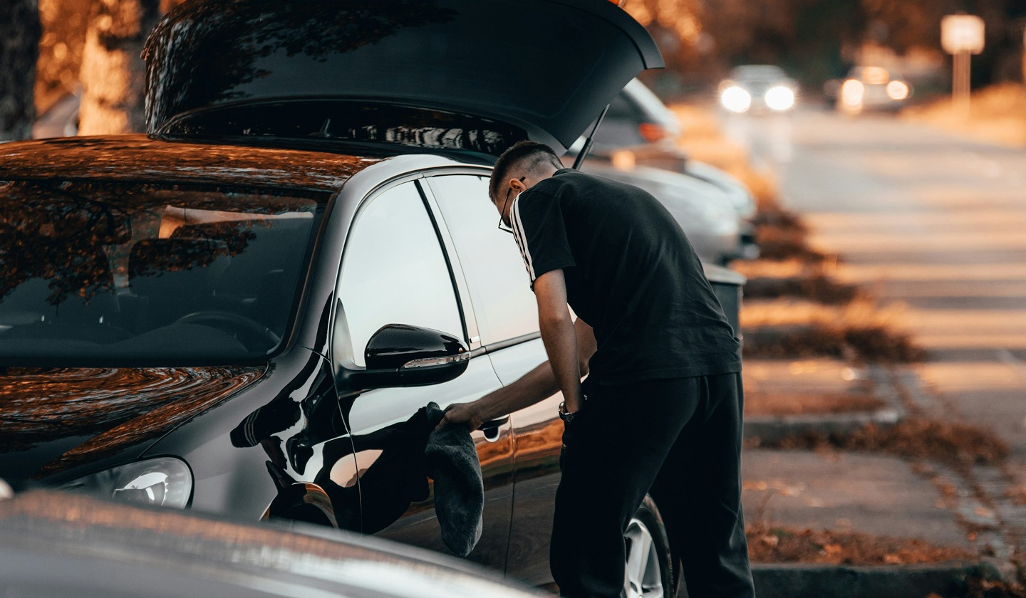 Comprehensive vehicle checks for the UAE market Comprehensive vehicle checks for the UAE market