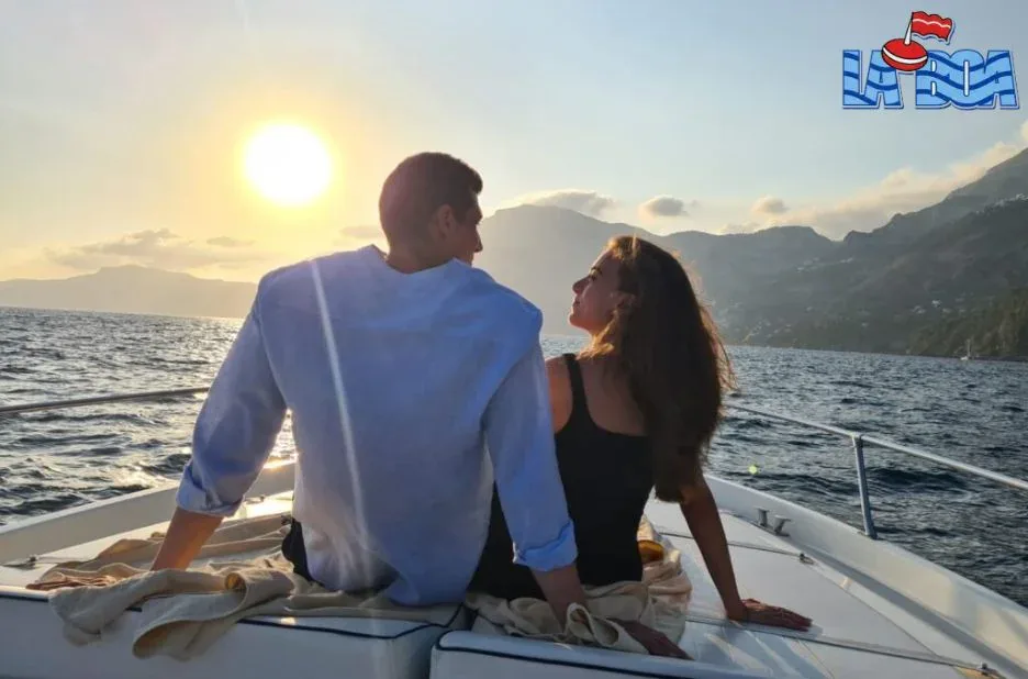 Barca Per Capri: Prenota la Tua Gita Privata da Praiano con Laboa.com Barca Per Capri: Prenota la Tua Gita Privata da Praiano con Laboa.com